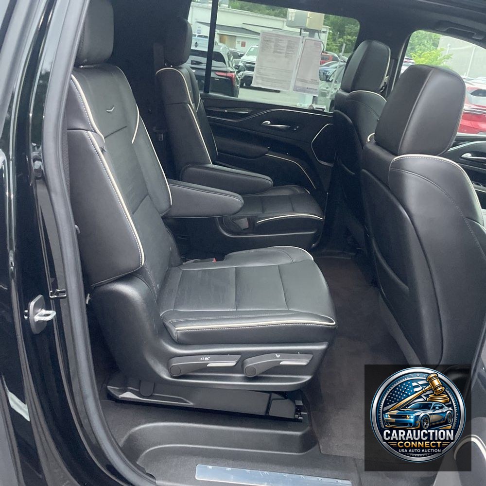 2022 Cadillac Escalade ESV Sport