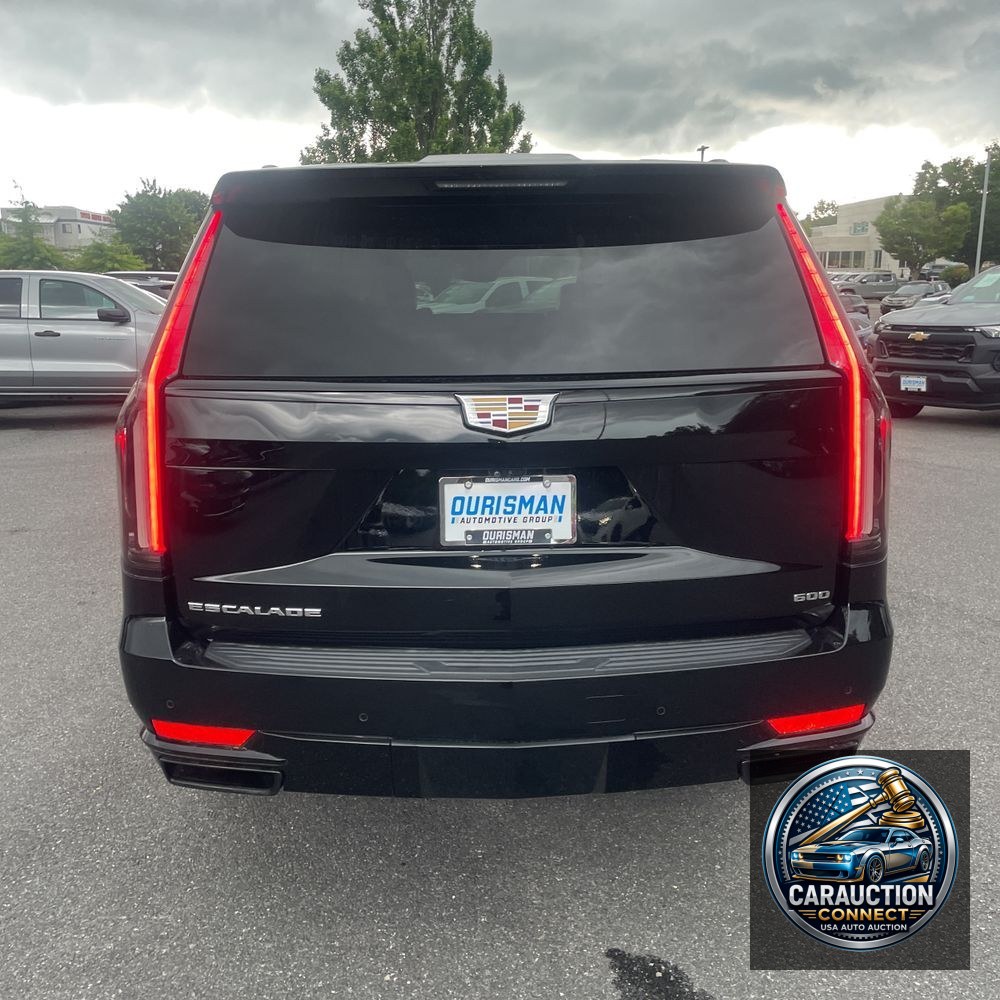2022 Cadillac Escalade ESV Sport