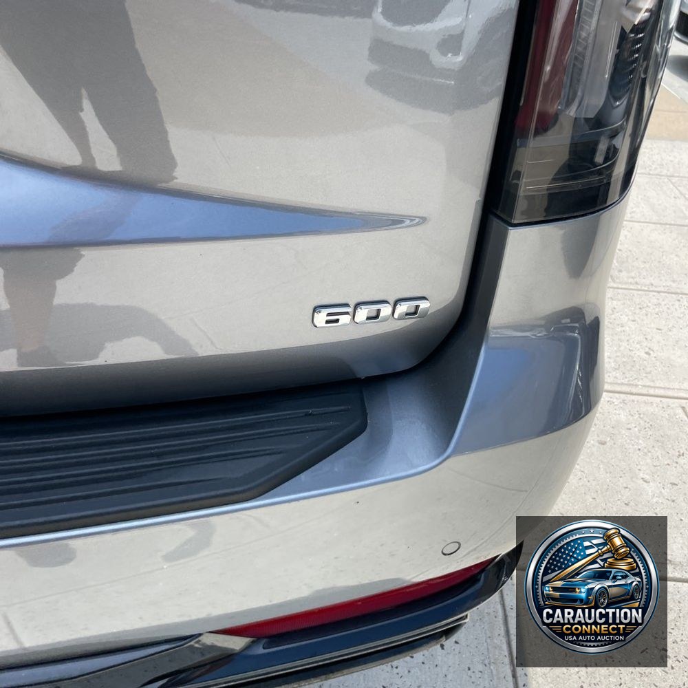 2022 Cadillac Escalade ESV Sport