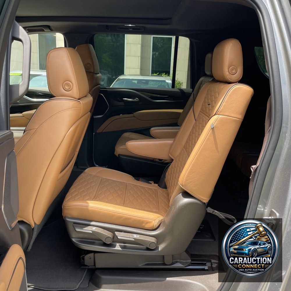 2022 Cadillac Escalade ESV Sport