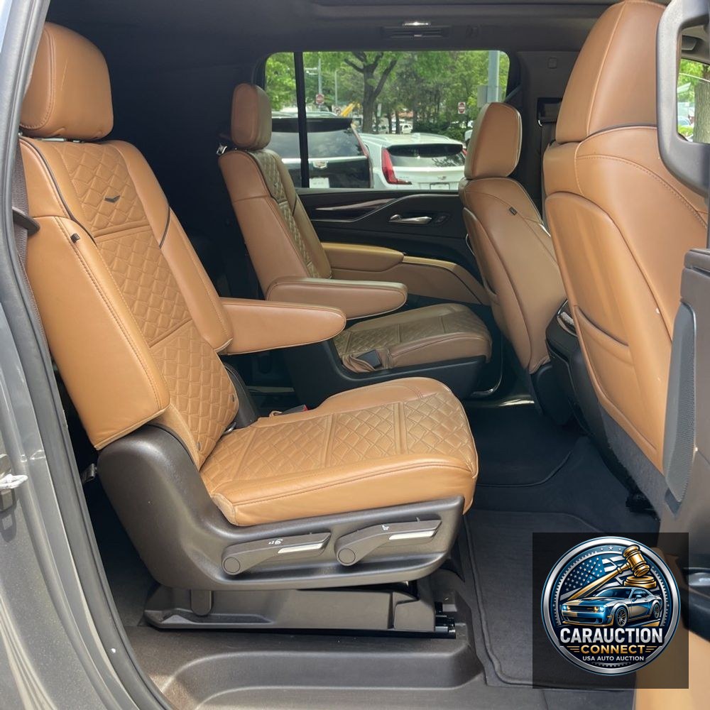 2022 Cadillac Escalade ESV Sport