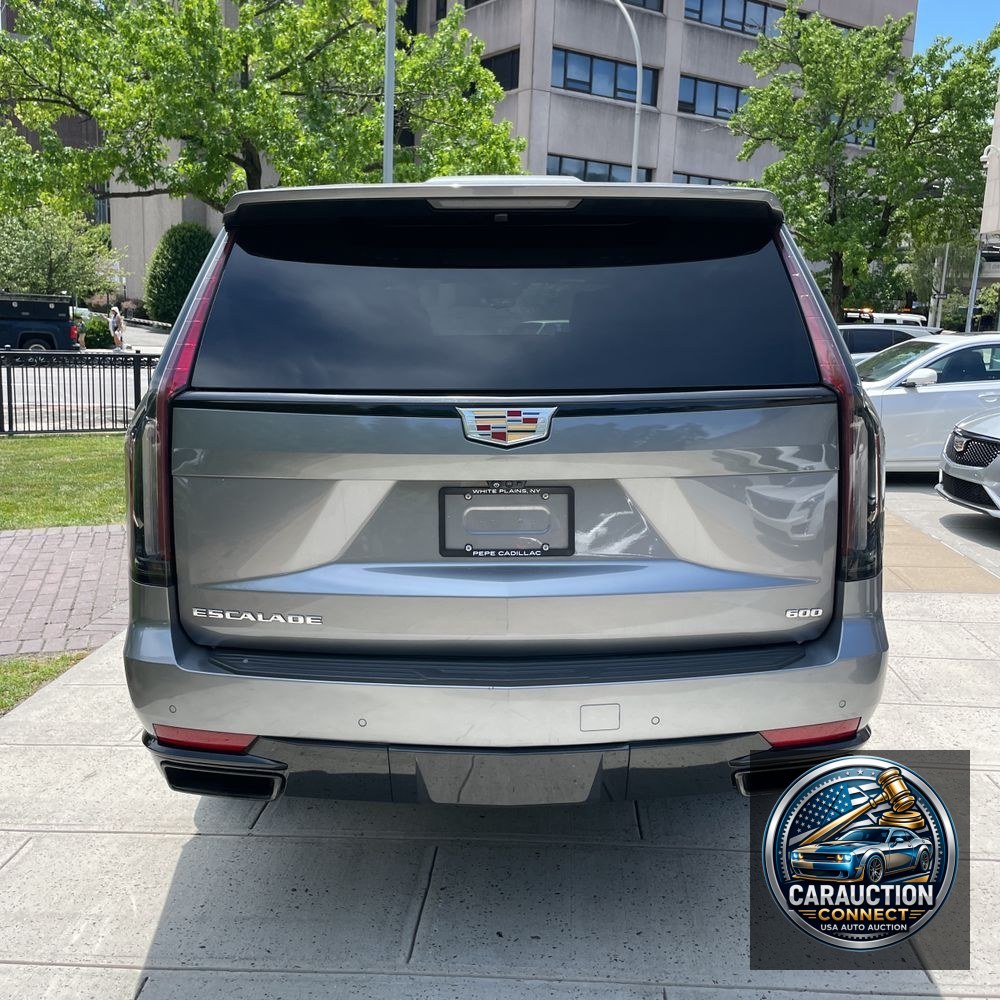 2022 Cadillac Escalade ESV Sport