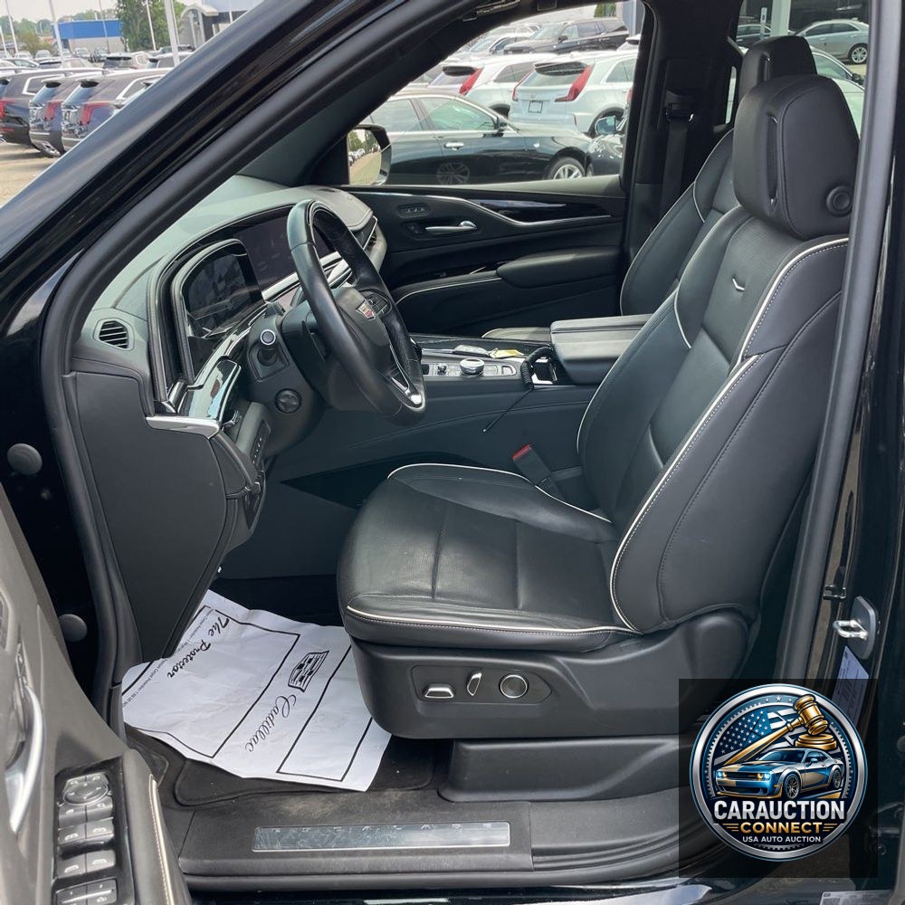 2023 Cadillac Escalade ESV Sport