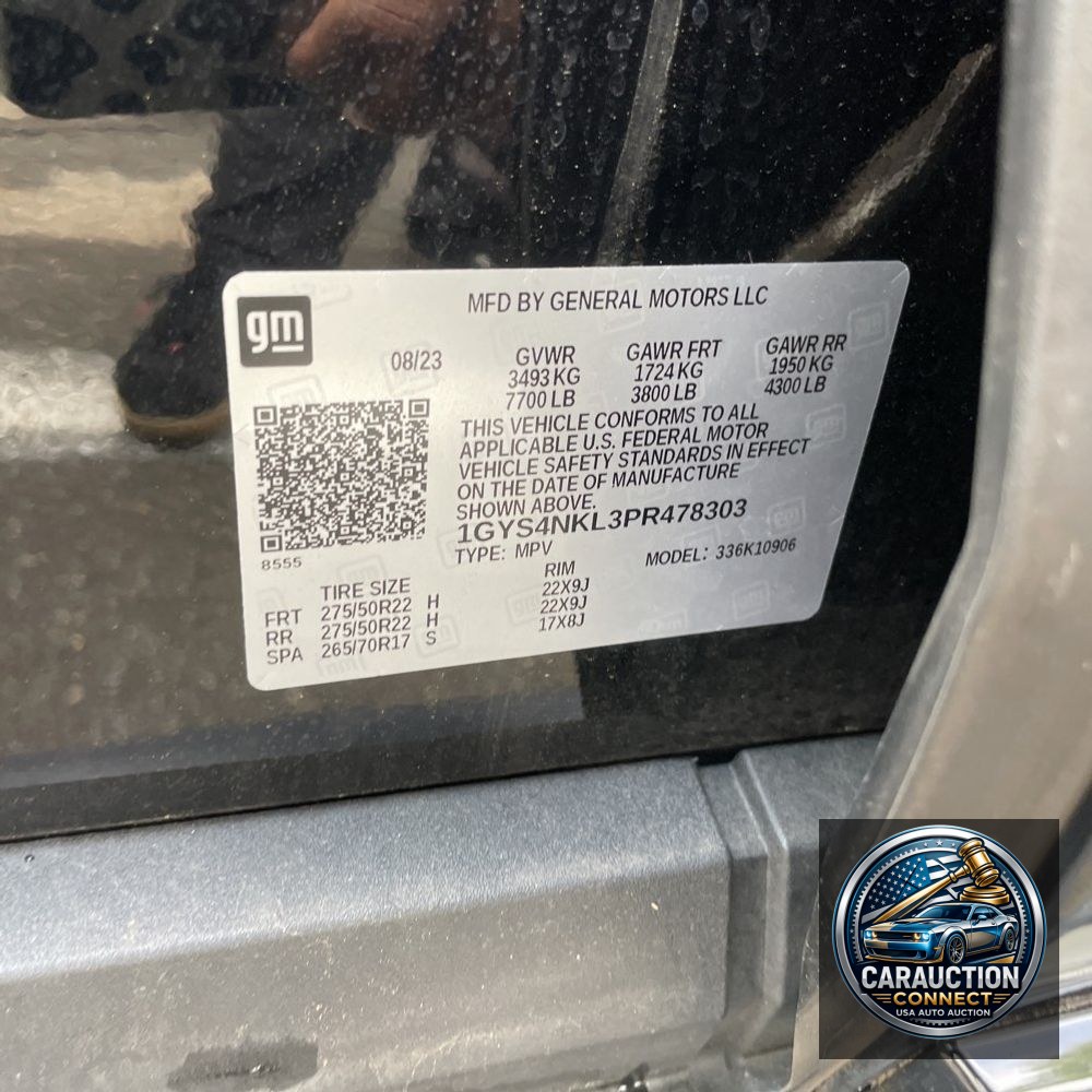 2023 Cadillac Escalade ESV Sport