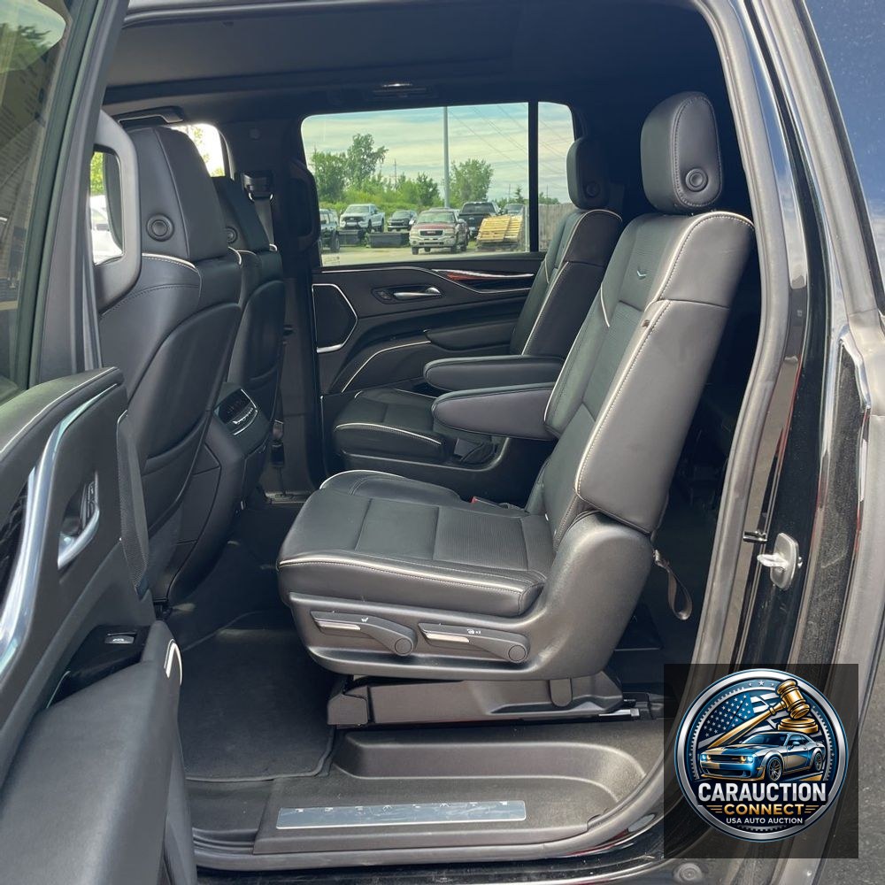 2021 Cadillac Escalade ESV Sport
