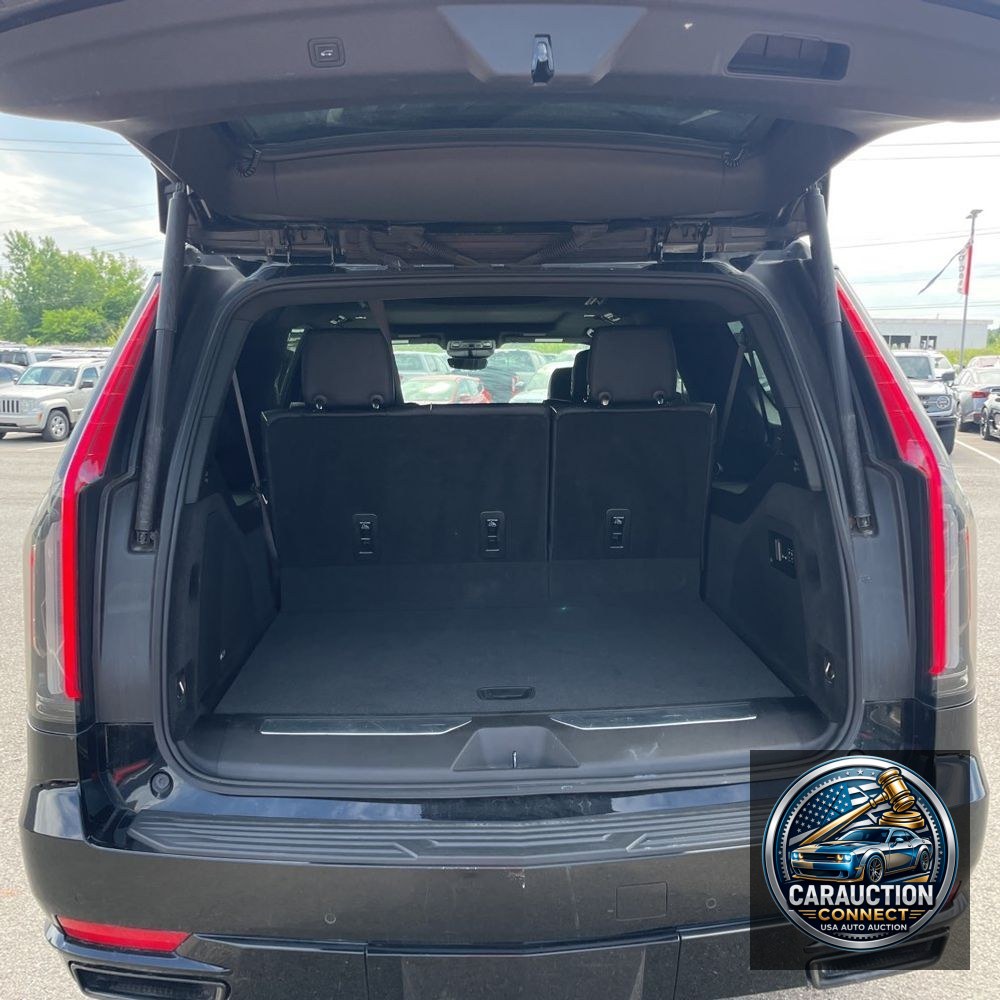 2021 Cadillac Escalade ESV Sport