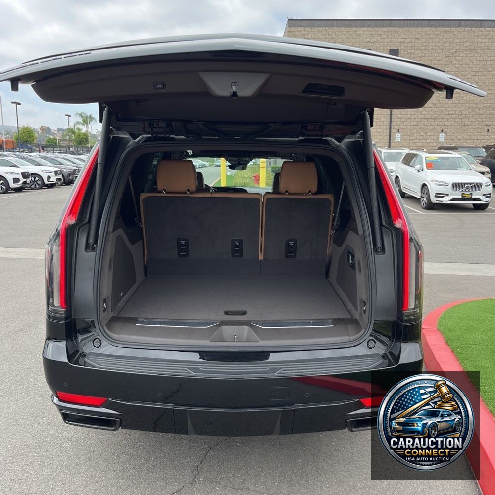 2022 Cadillac Escalade ESV Sport