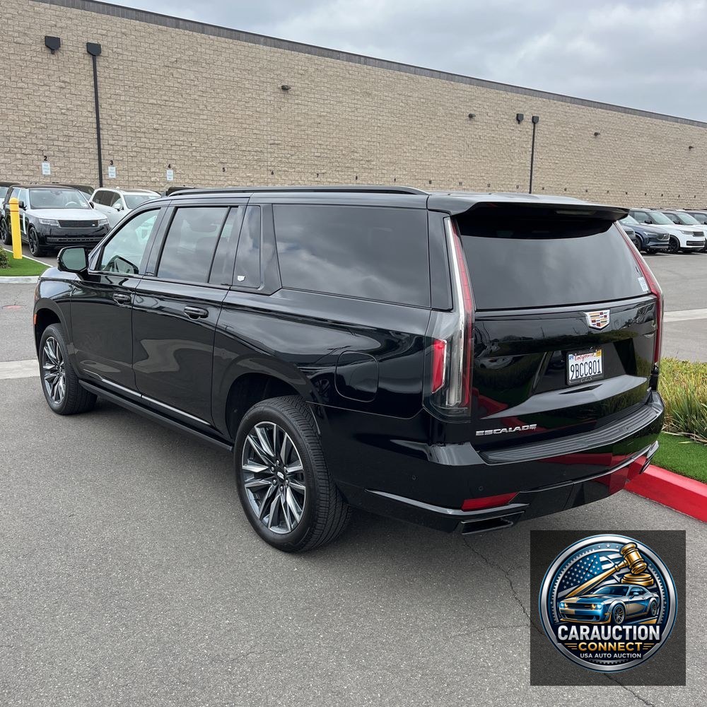 2022 Cadillac Escalade ESV Sport
