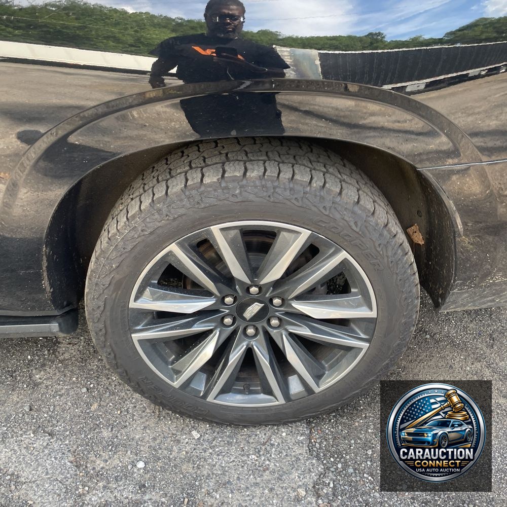 2021 Cadillac Escalade ESV Sport