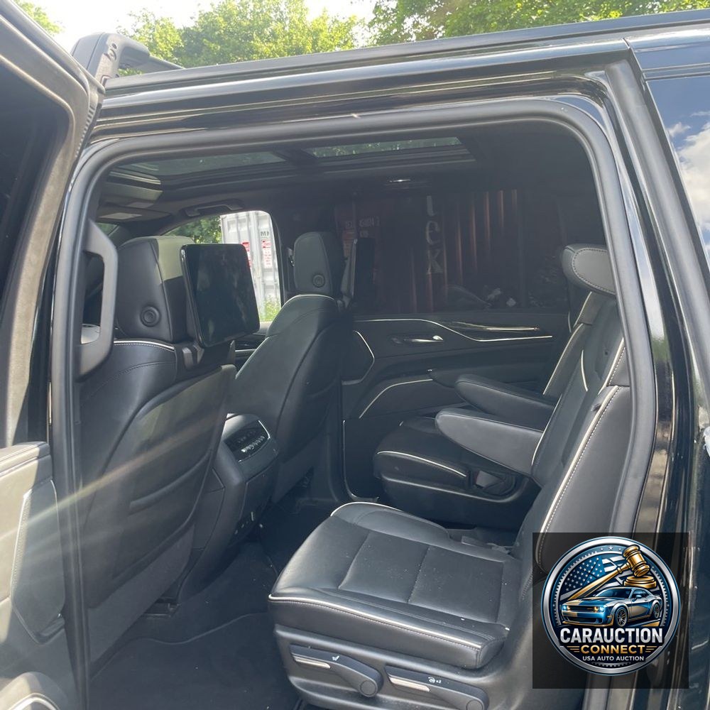 2021 Cadillac Escalade ESV Sport