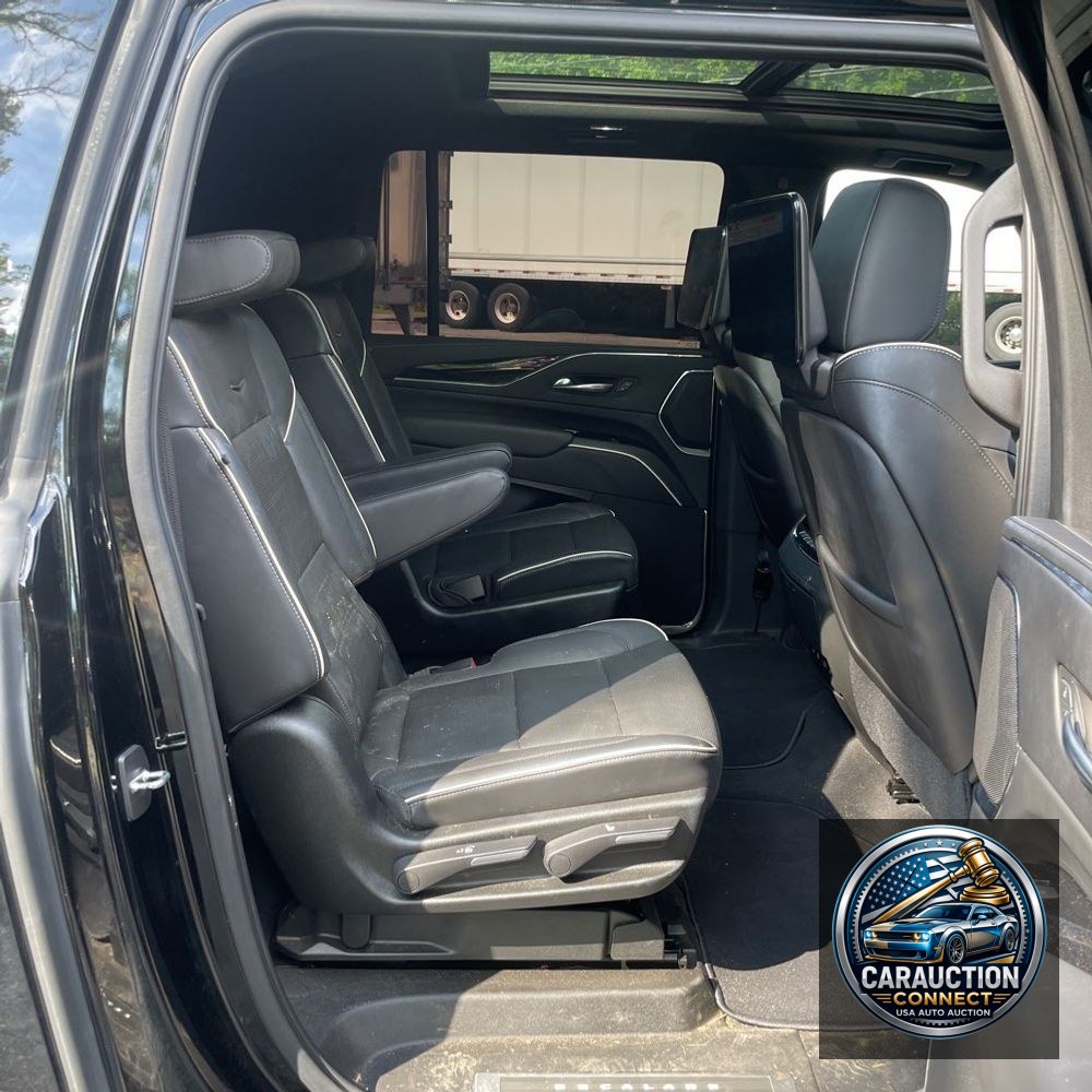 2021 Cadillac Escalade ESV Sport