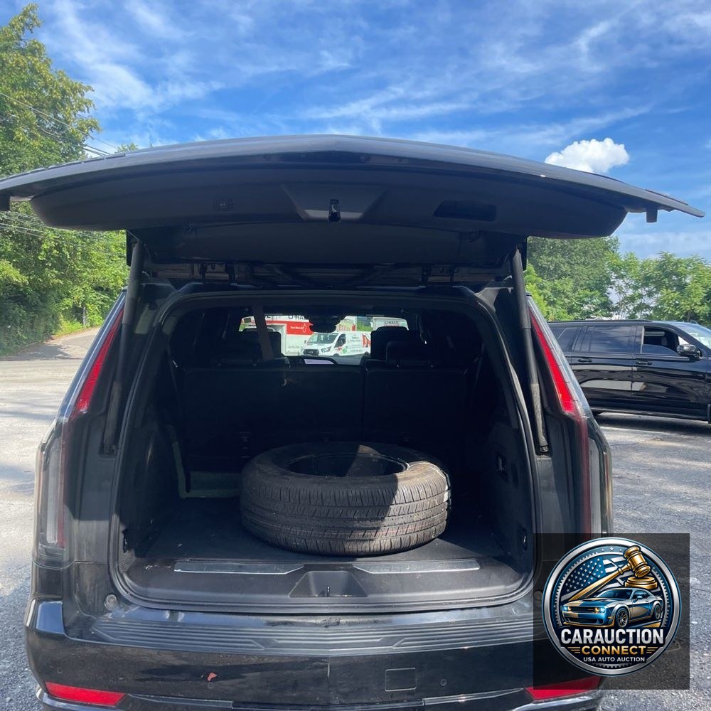 2021 Cadillac Escalade ESV Sport