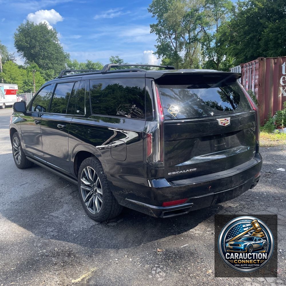 2021 Cadillac Escalade ESV Sport