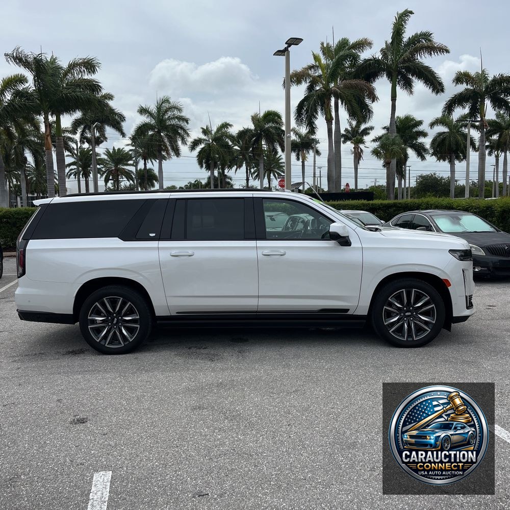 2022 Cadillac Escalade ESV Sport