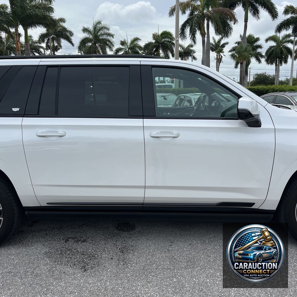 2022 Cadillac Escalade ESV Sport