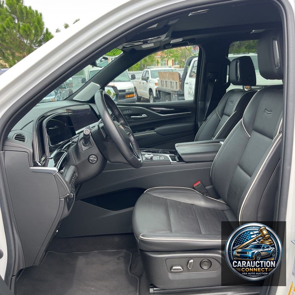 2022 Cadillac Escalade ESV Sport