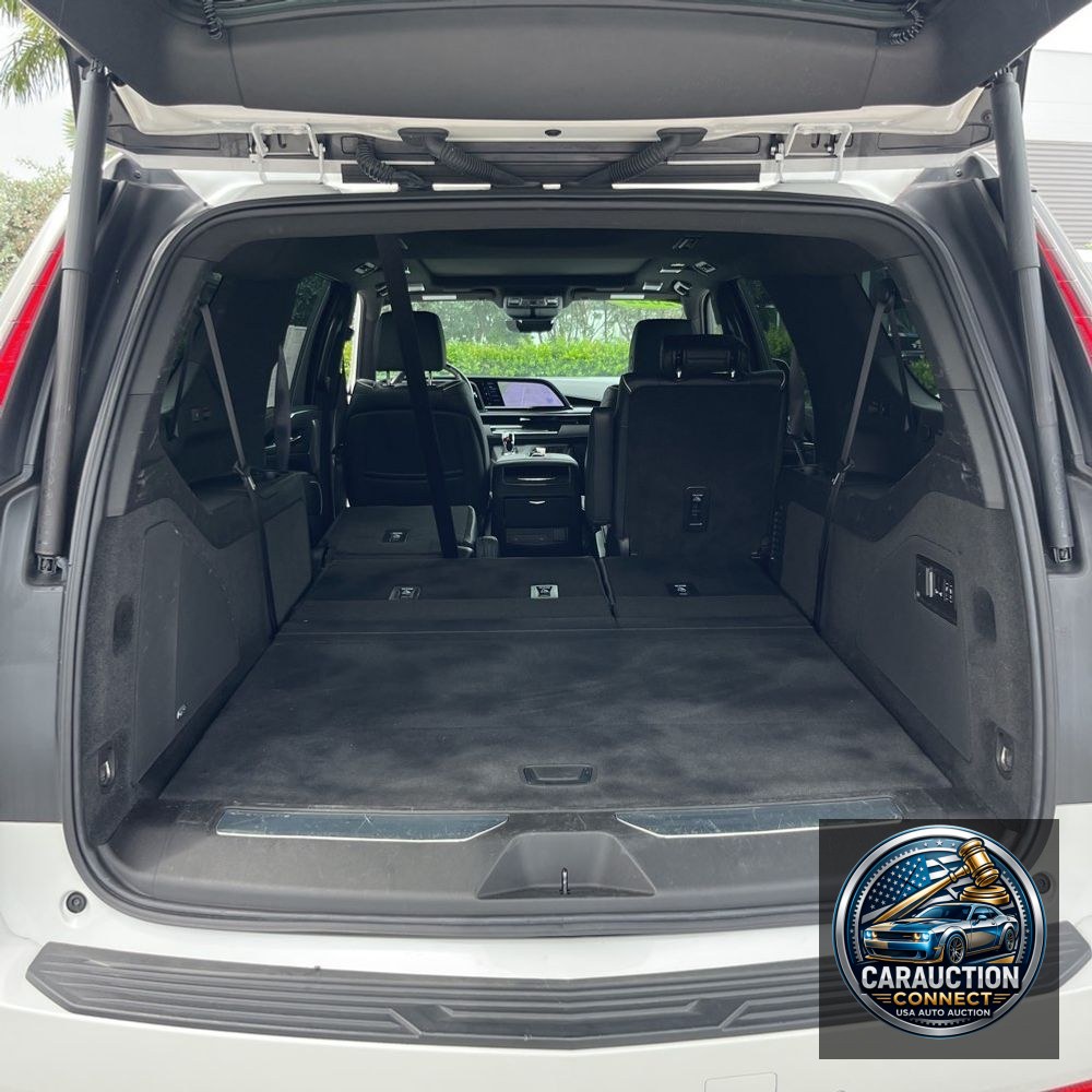 2022 Cadillac Escalade ESV Sport