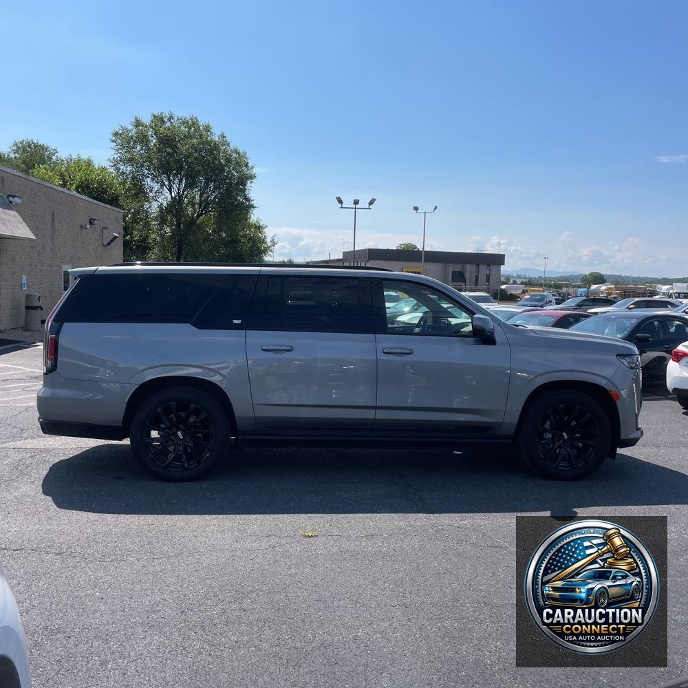 2024 Cadillac Escalade ESV Sport