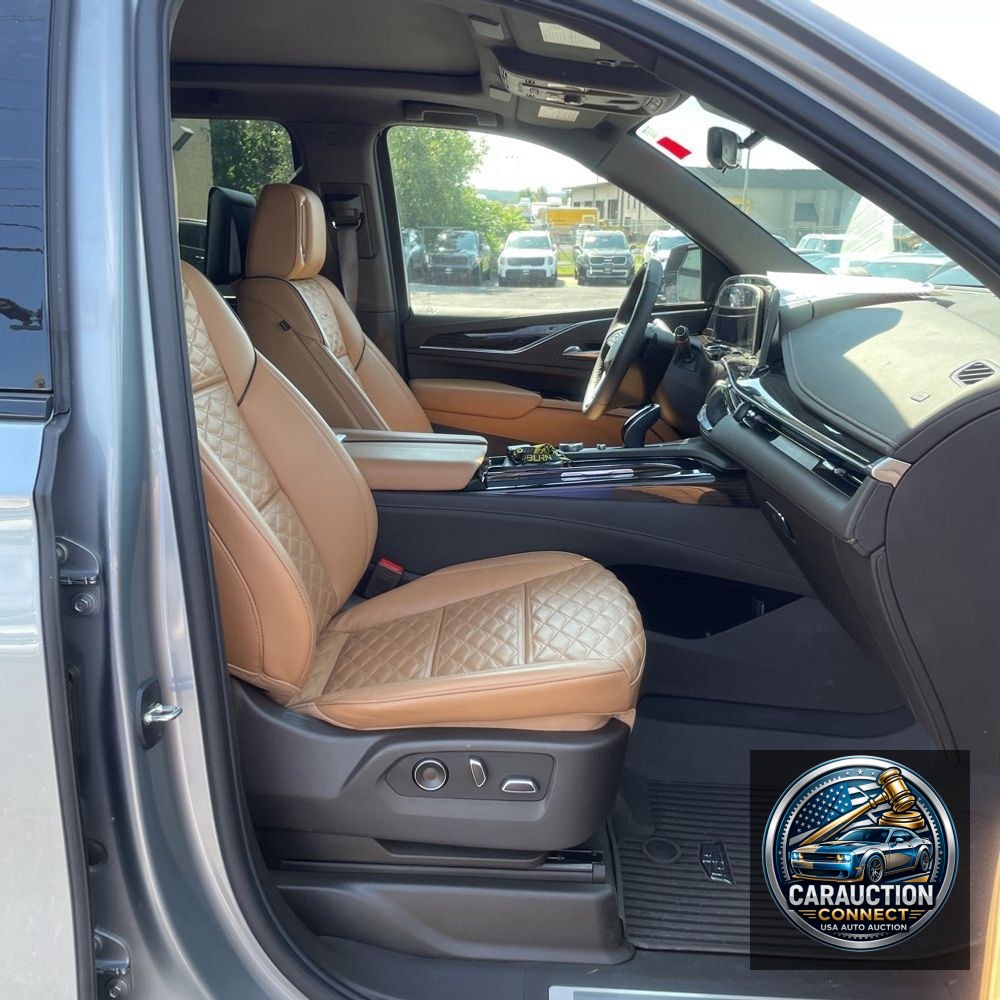2024 Cadillac Escalade ESV Sport