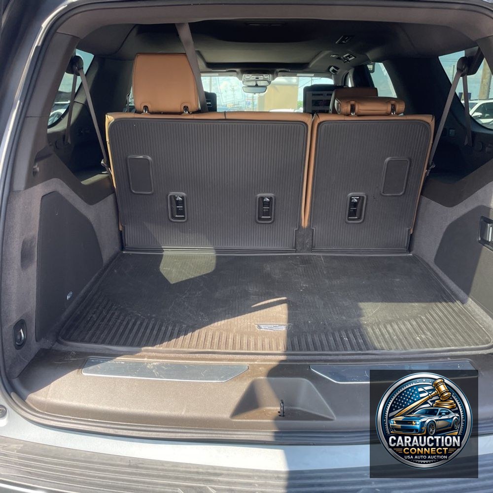 2024 Cadillac Escalade ESV Sport