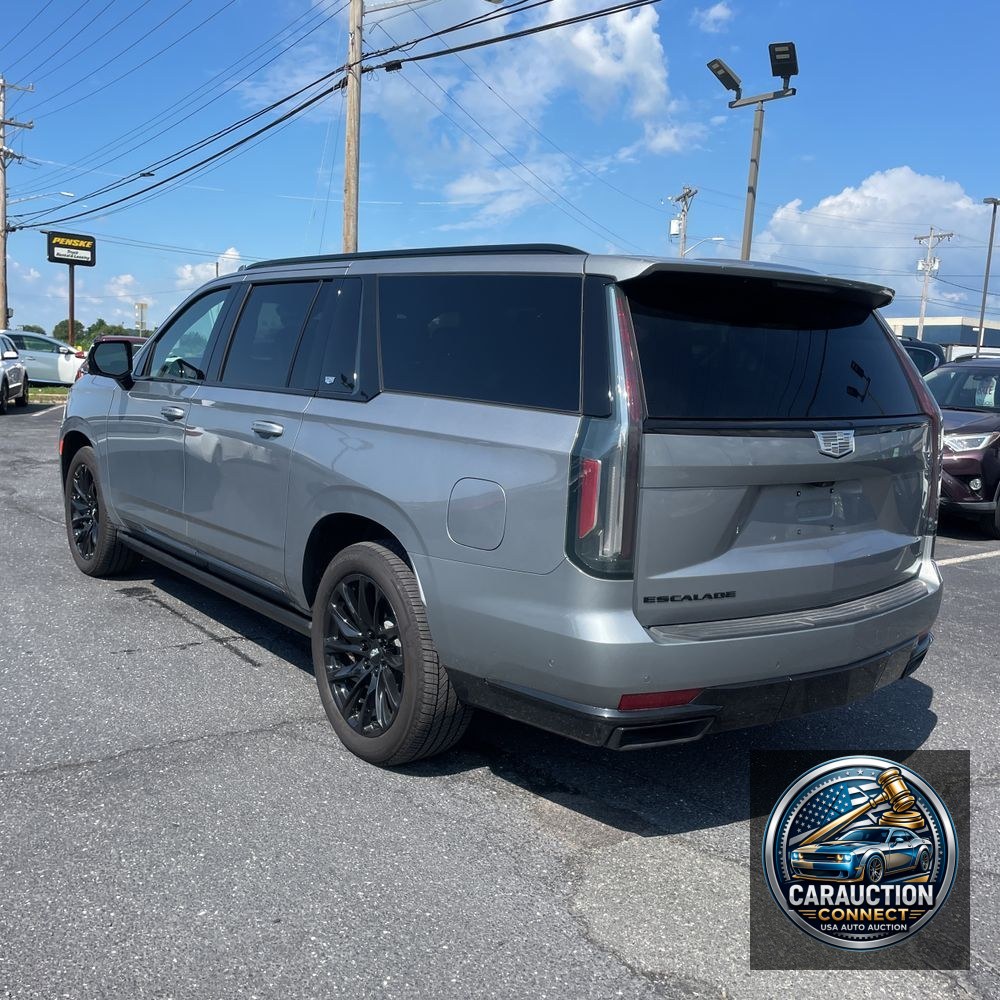 2024 Cadillac Escalade ESV Sport