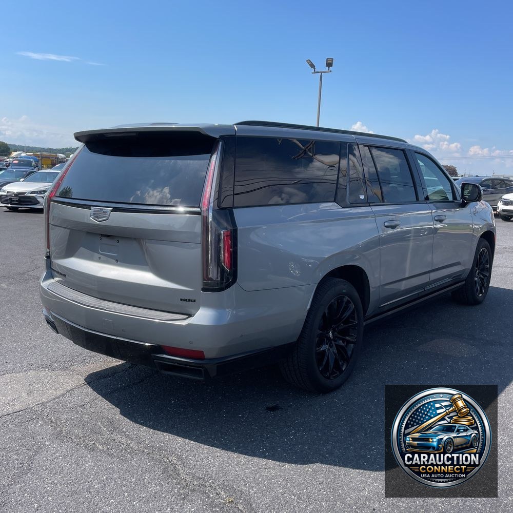 2024 Cadillac Escalade ESV Sport