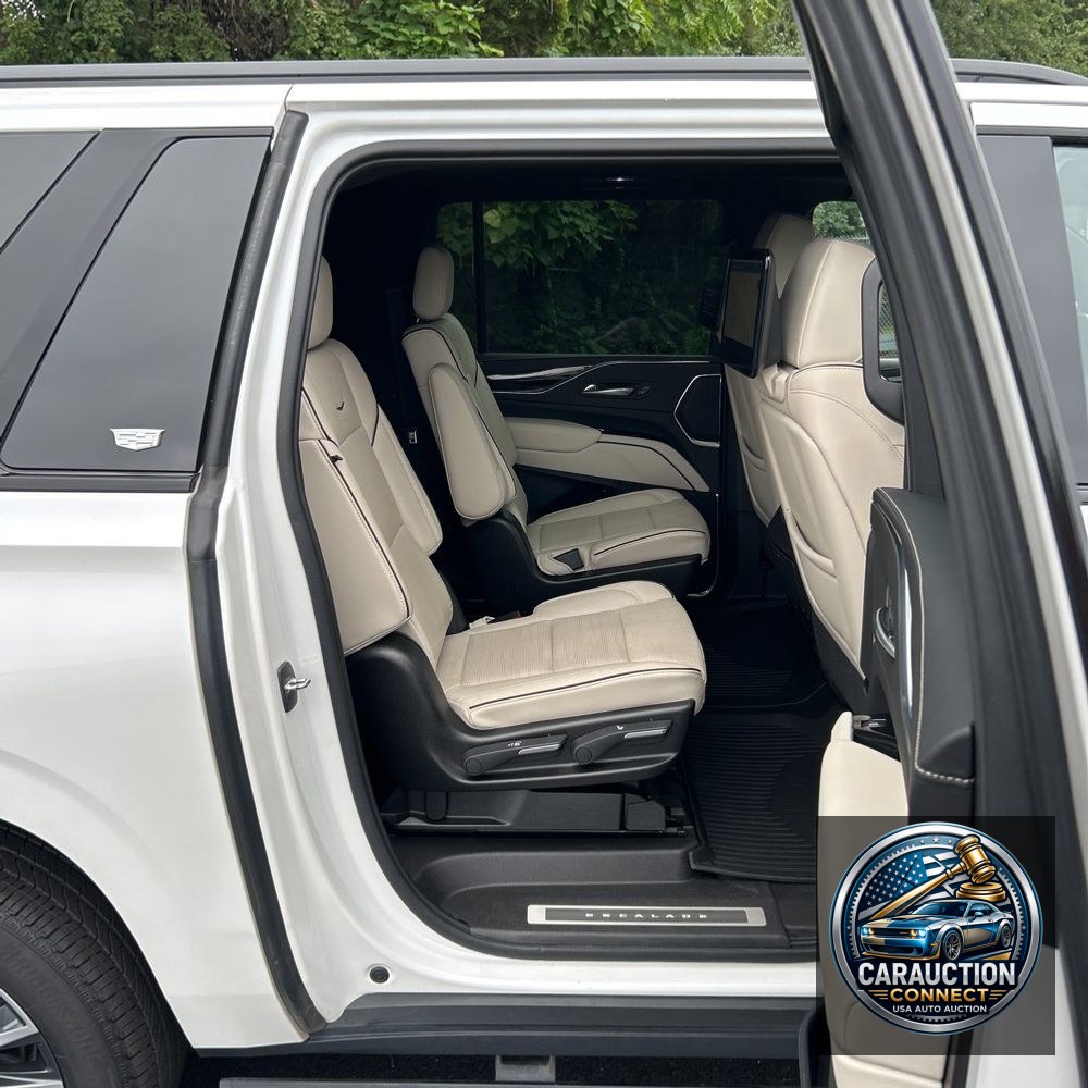 2021 Cadillac Escalade ESV Sport
