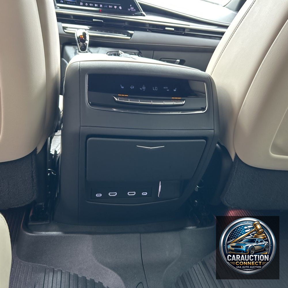 2021 Cadillac Escalade ESV Sport