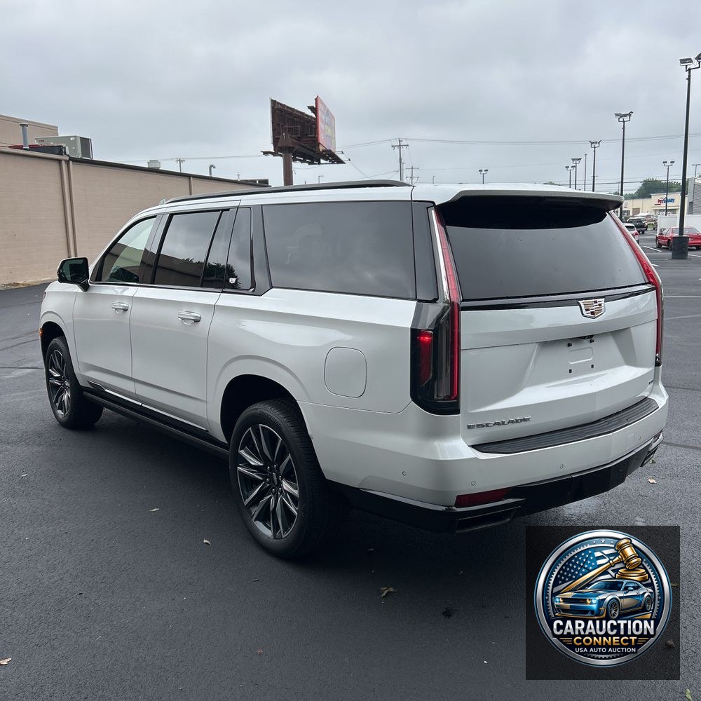 2021 Cadillac Escalade ESV Sport