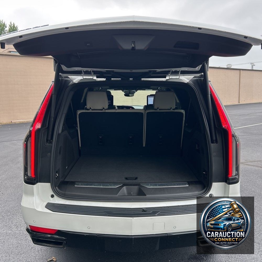 2021 Cadillac Escalade ESV Sport