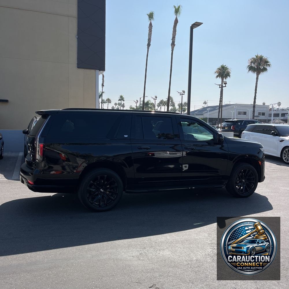 2022 Cadillac Escalade ESV Sport