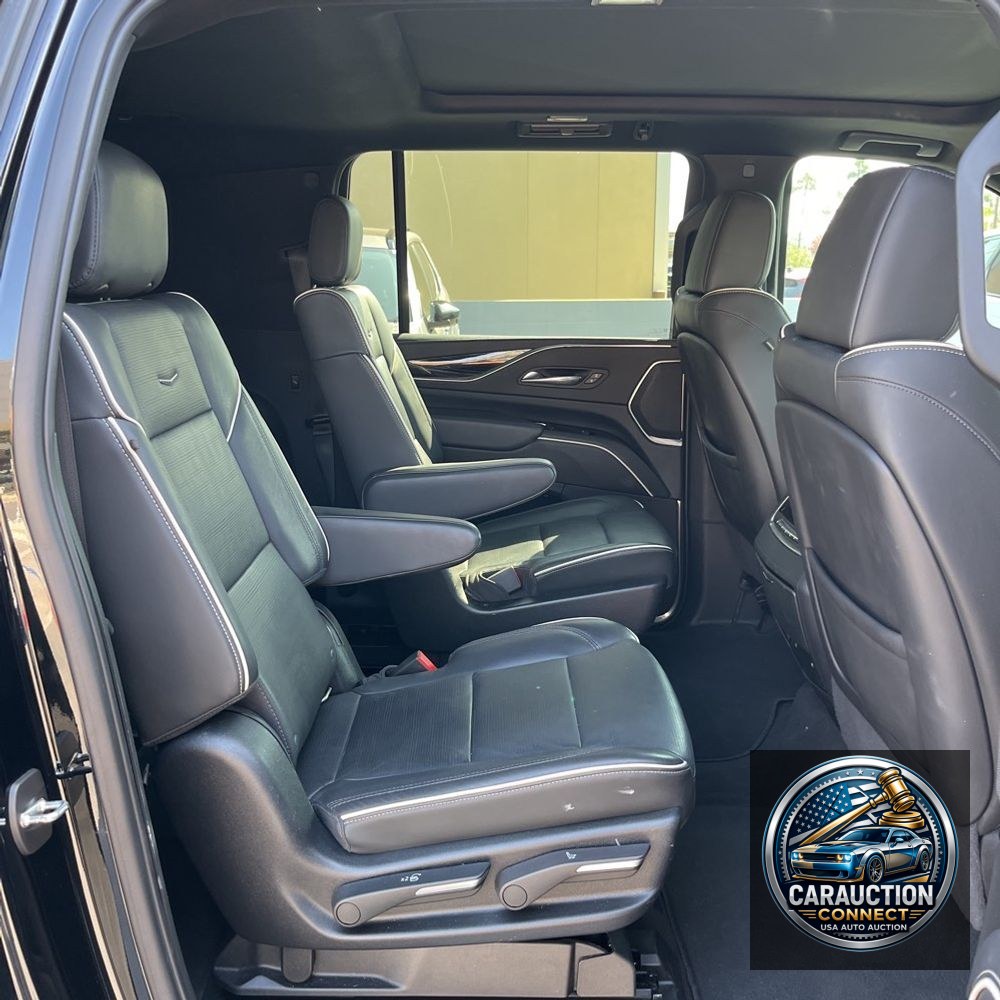 2022 Cadillac Escalade ESV Sport