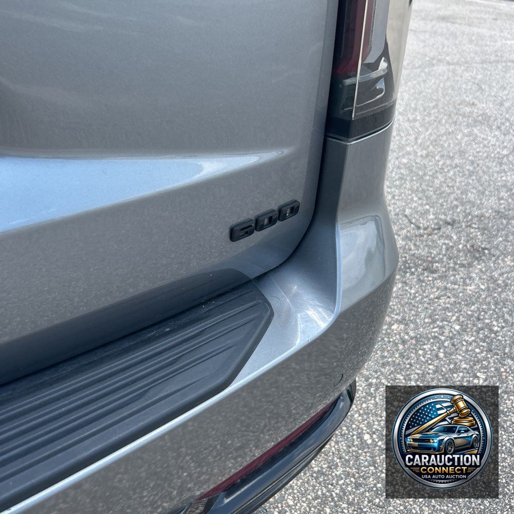 2022 Cadillac Escalade ESV Sport
