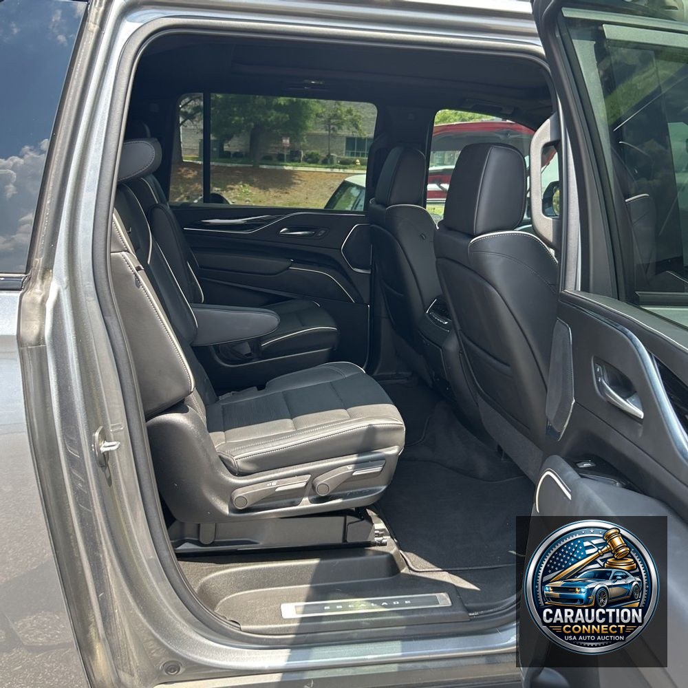 2022 Cadillac Escalade ESV Sport