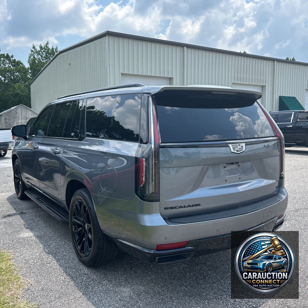 2022 Cadillac Escalade ESV Sport