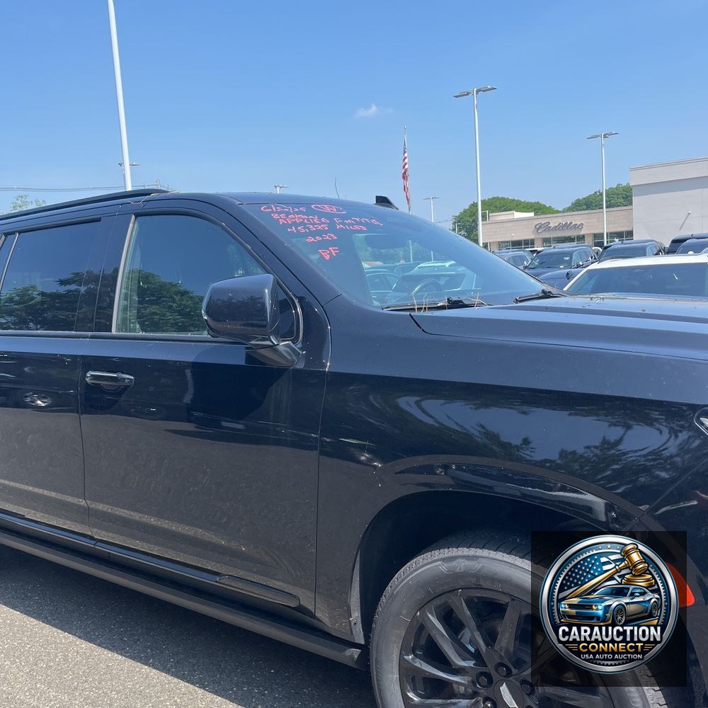 2023 Cadillac Escalade ESV Sport