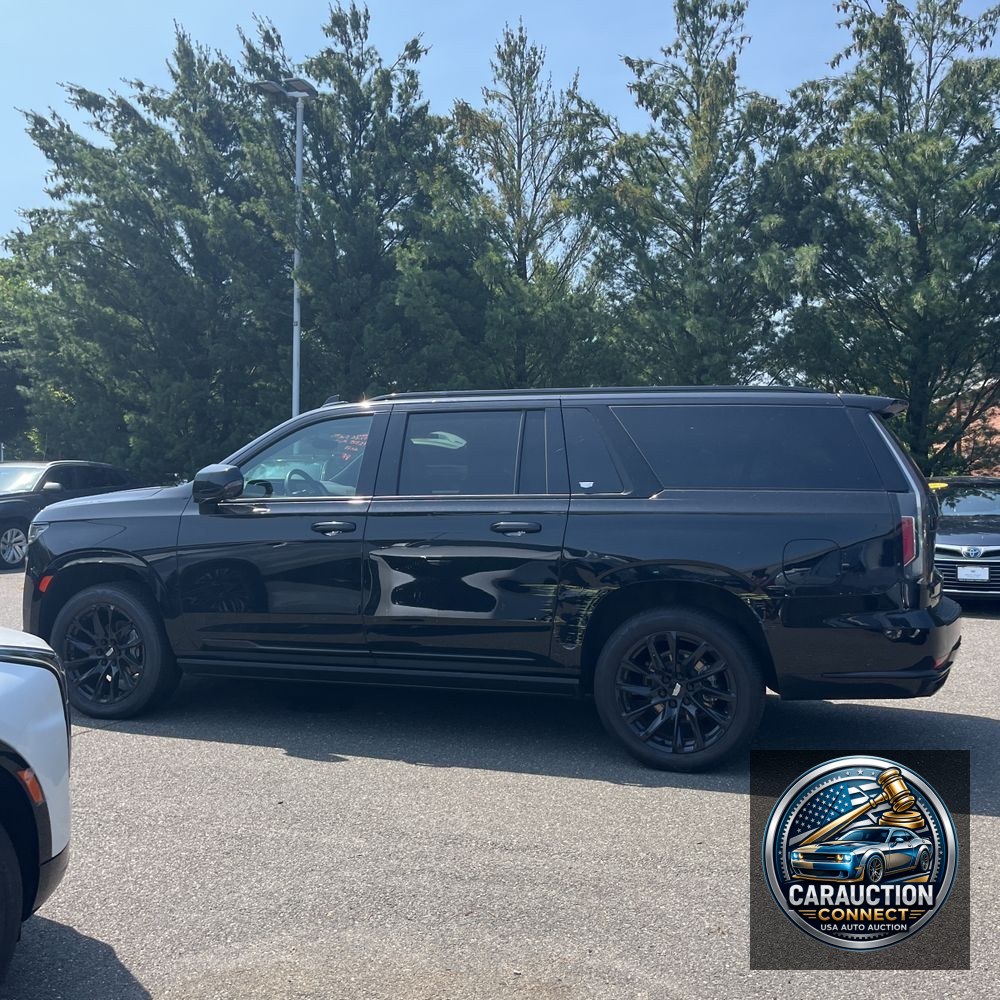 2023 Cadillac Escalade ESV Sport