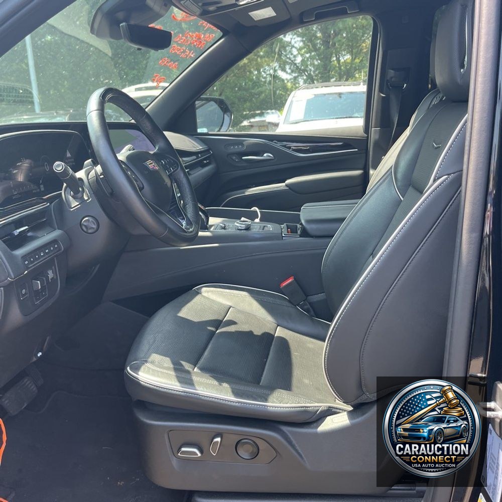 2023 Cadillac Escalade ESV Sport