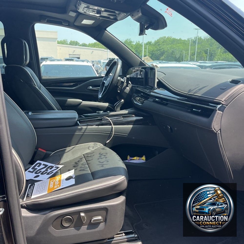 2023 Cadillac Escalade ESV Sport