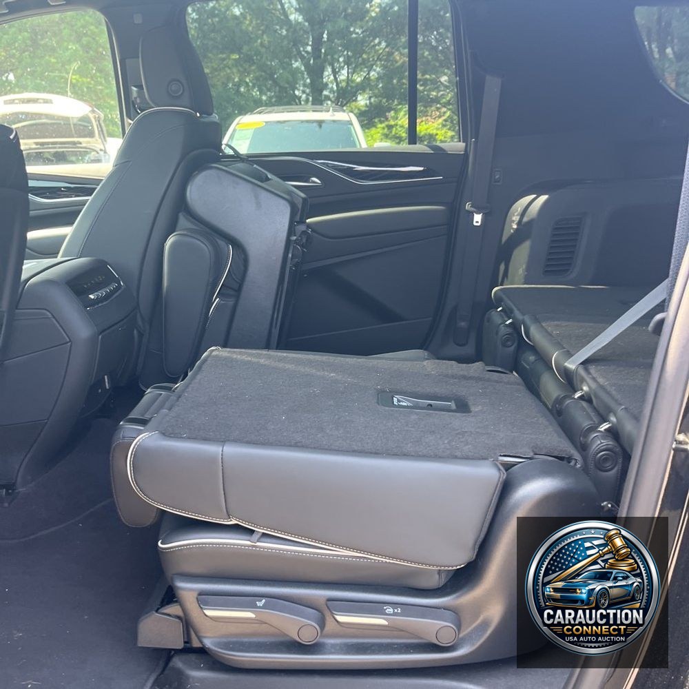2023 Cadillac Escalade ESV Sport