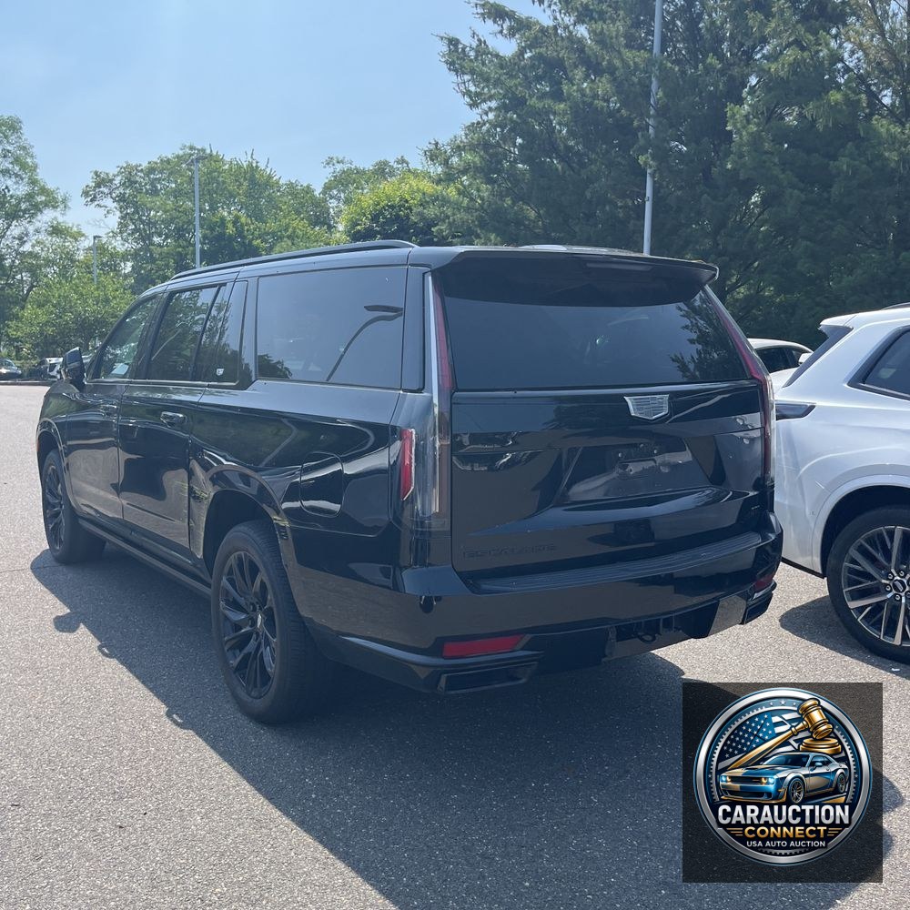 2023 Cadillac Escalade ESV Sport