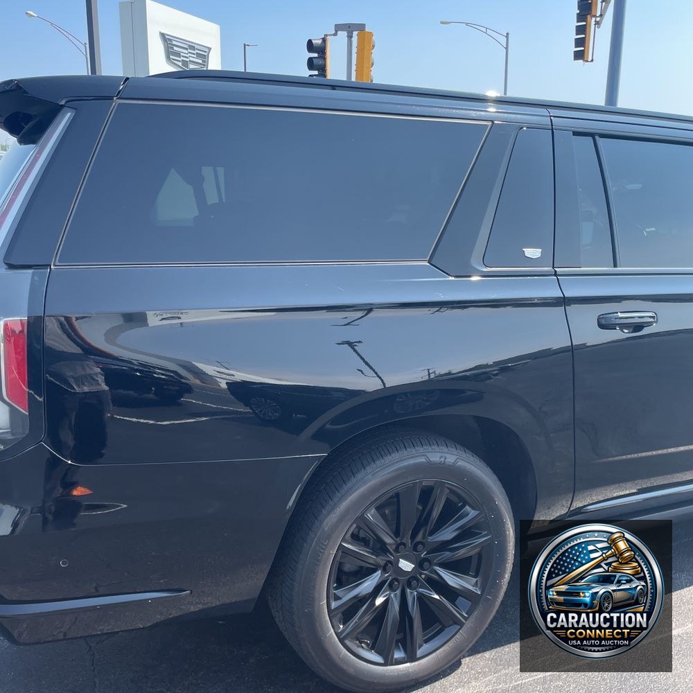2022 Cadillac Escalade ESV Sport