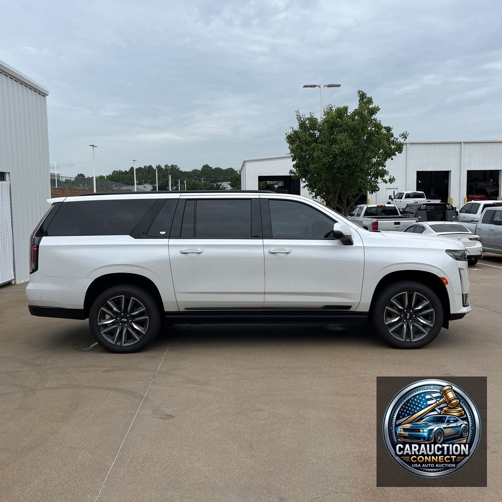 2024 Cadillac Escalade ESV Sport