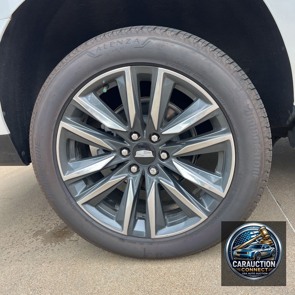 2024 Cadillac Escalade ESV Sport