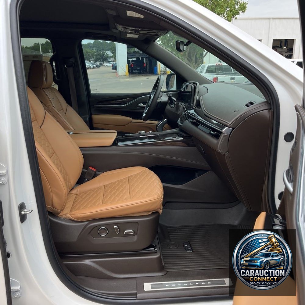 2024 Cadillac Escalade ESV Sport