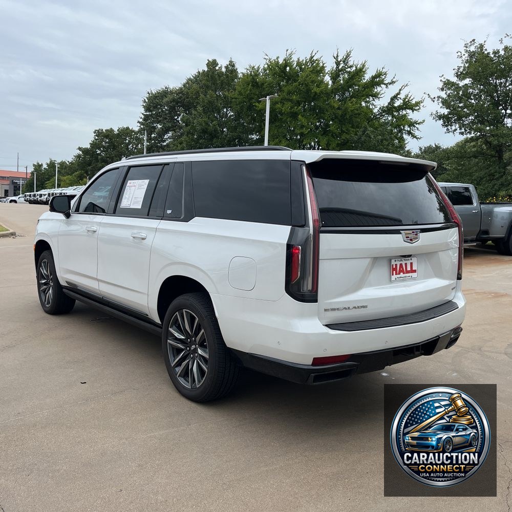 2024 Cadillac Escalade ESV Sport