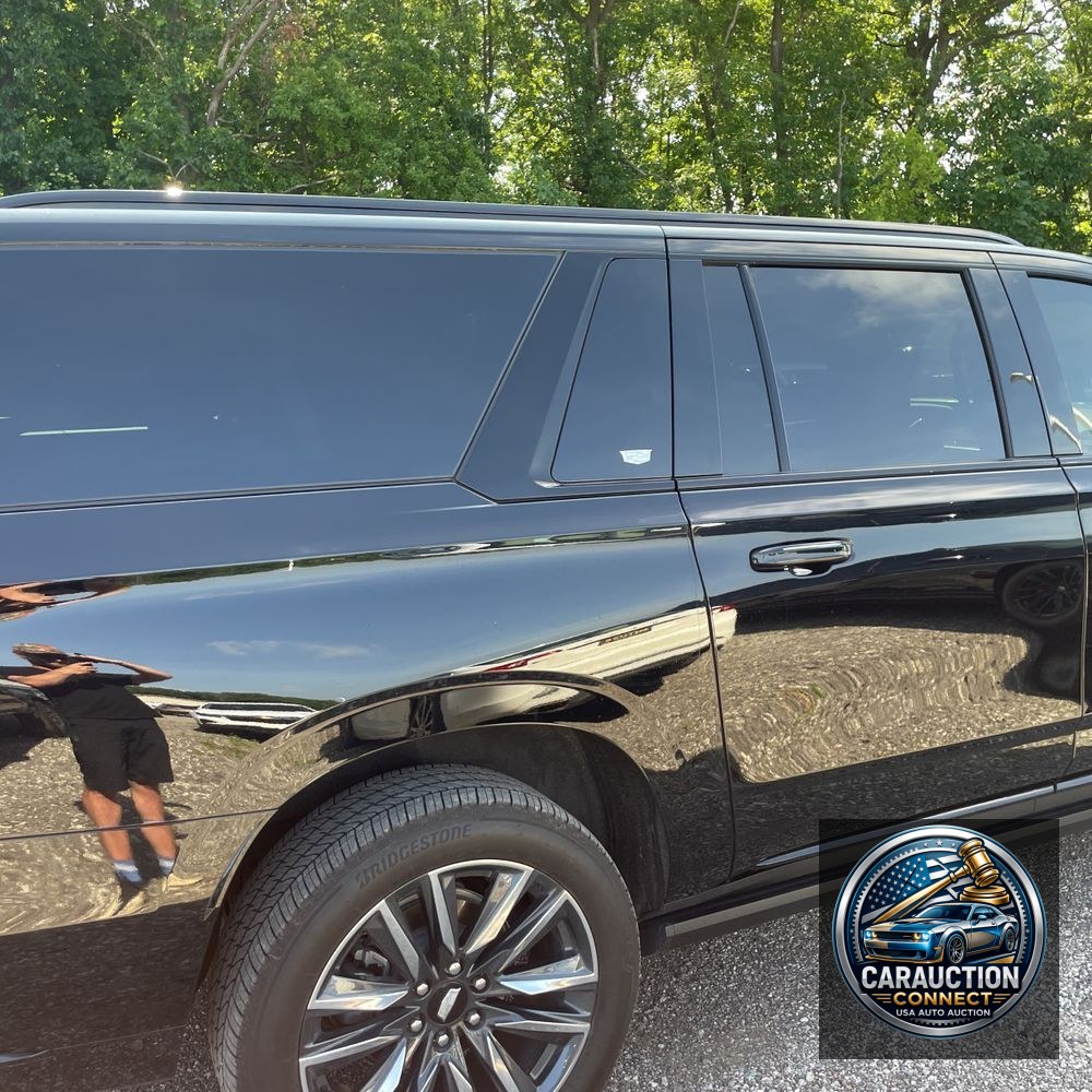 2024 Cadillac Escalade ESV Sport