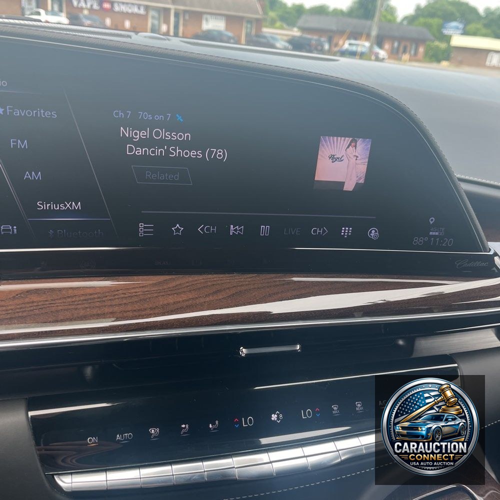 2022 Cadillac Escalade ESV Sport Platinum
