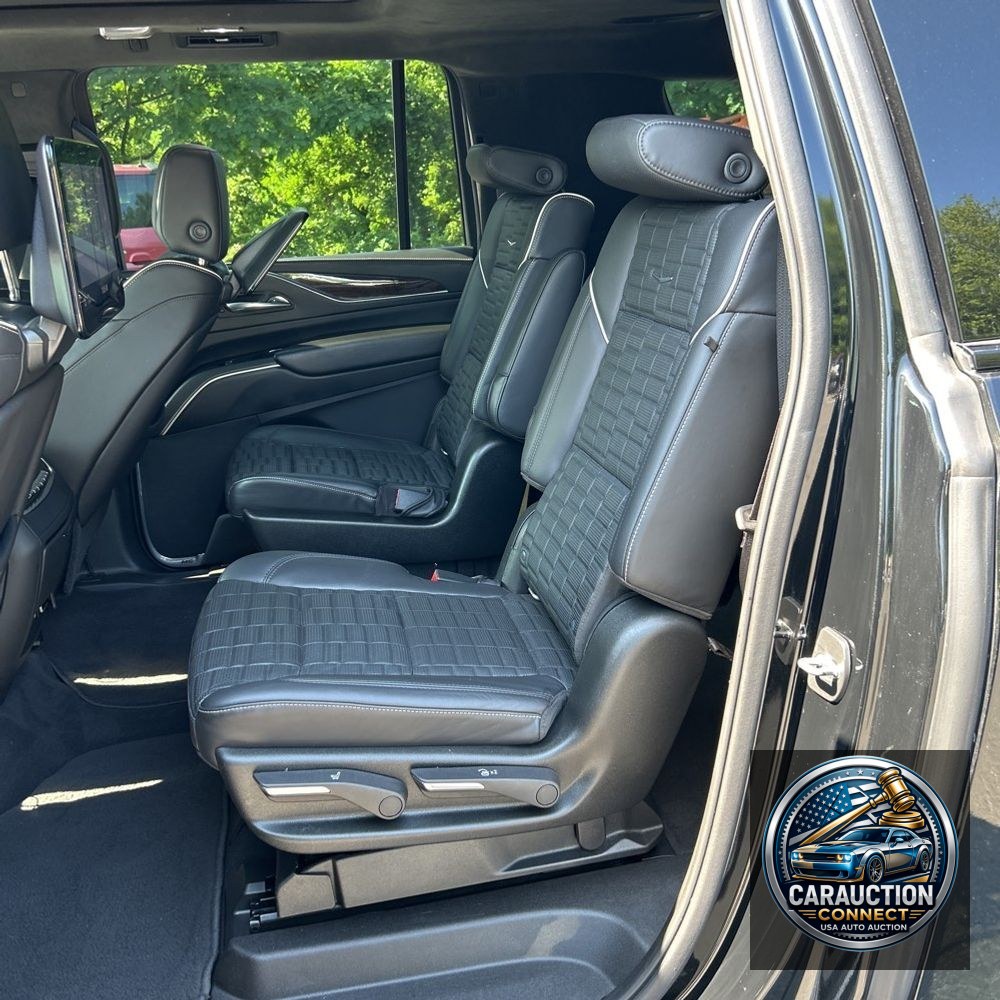 2021 Cadillac Escalade ESV Sport Platinum
