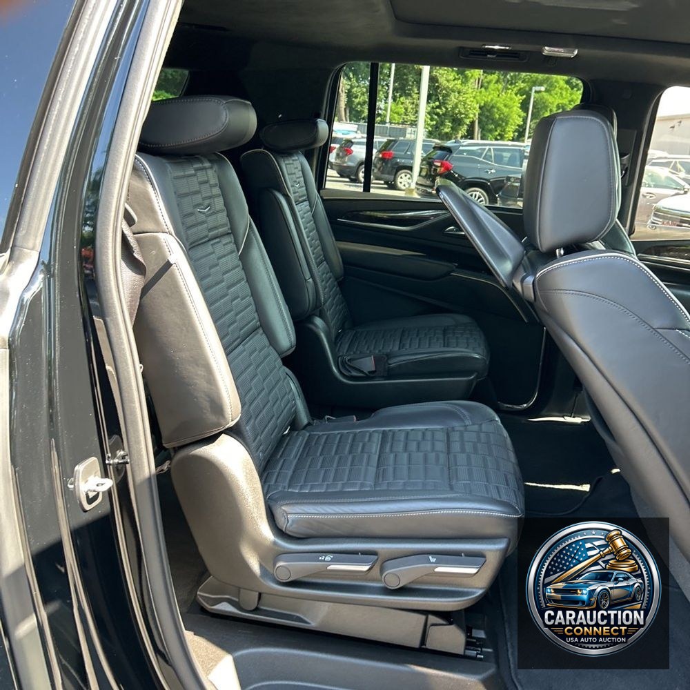 2021 Cadillac Escalade ESV Sport Platinum